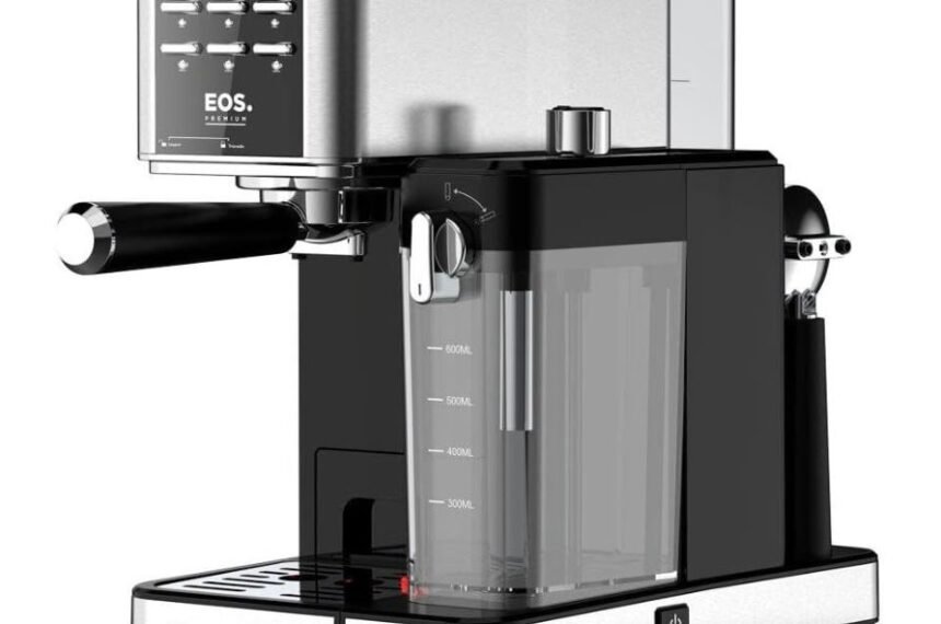Cafeteira Espresso Eos Latte Italiana Inox Ecf05ecl